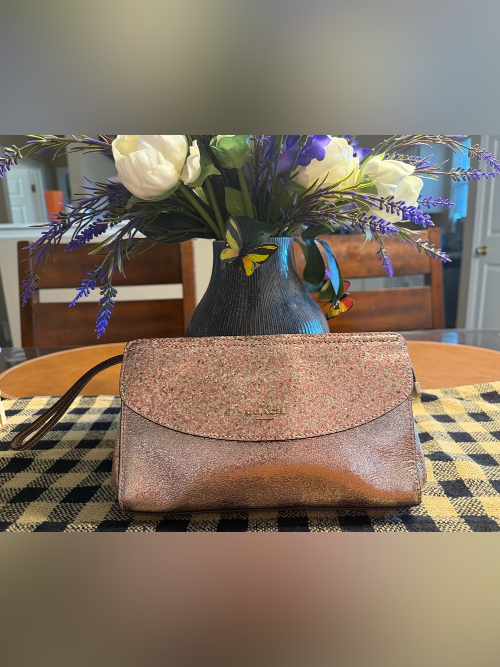 Coach 2018 Metallic Rose Gold Glitter Wristlet Clutch F37563